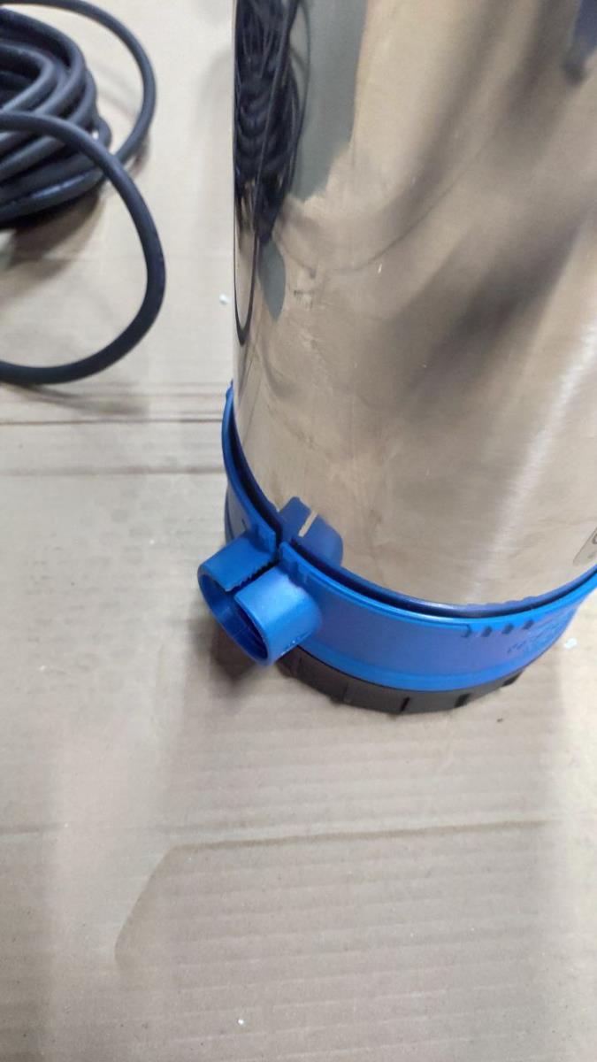 Насос погружной автоматический FREEDIVER ASP3-30A (каб.15м) (3303)(повреждение корпуса)