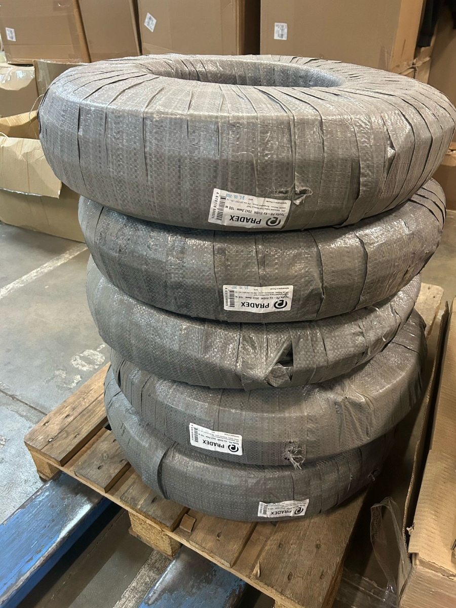 Труба PRADEX PE-Xa EVOH 20х2,8 бухта 100м. (СЕРАЯ) T120 (ст. арт. PR610220 EV) (Повреждение корпуса)