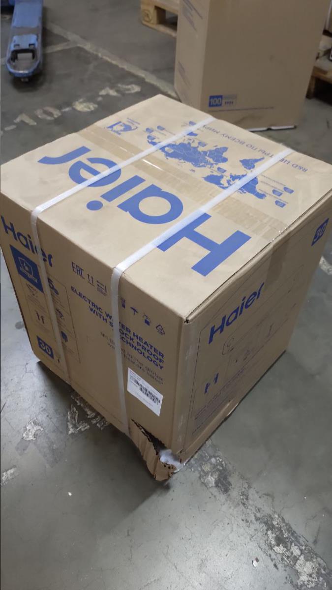 Водонагреватель HAIER ''C1'' ES30V-C1 верт. 1,5кВт (GA04J001DRU/GA04JJE01RU)(повреждение упаковки)