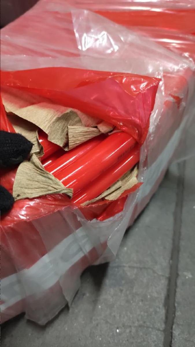 Труба Valtec PEX-EVOH (тип: PE-Xb) 16(2,0) бухта 200м (VP1620.3) красная(повреждение корпуса/упаковки)