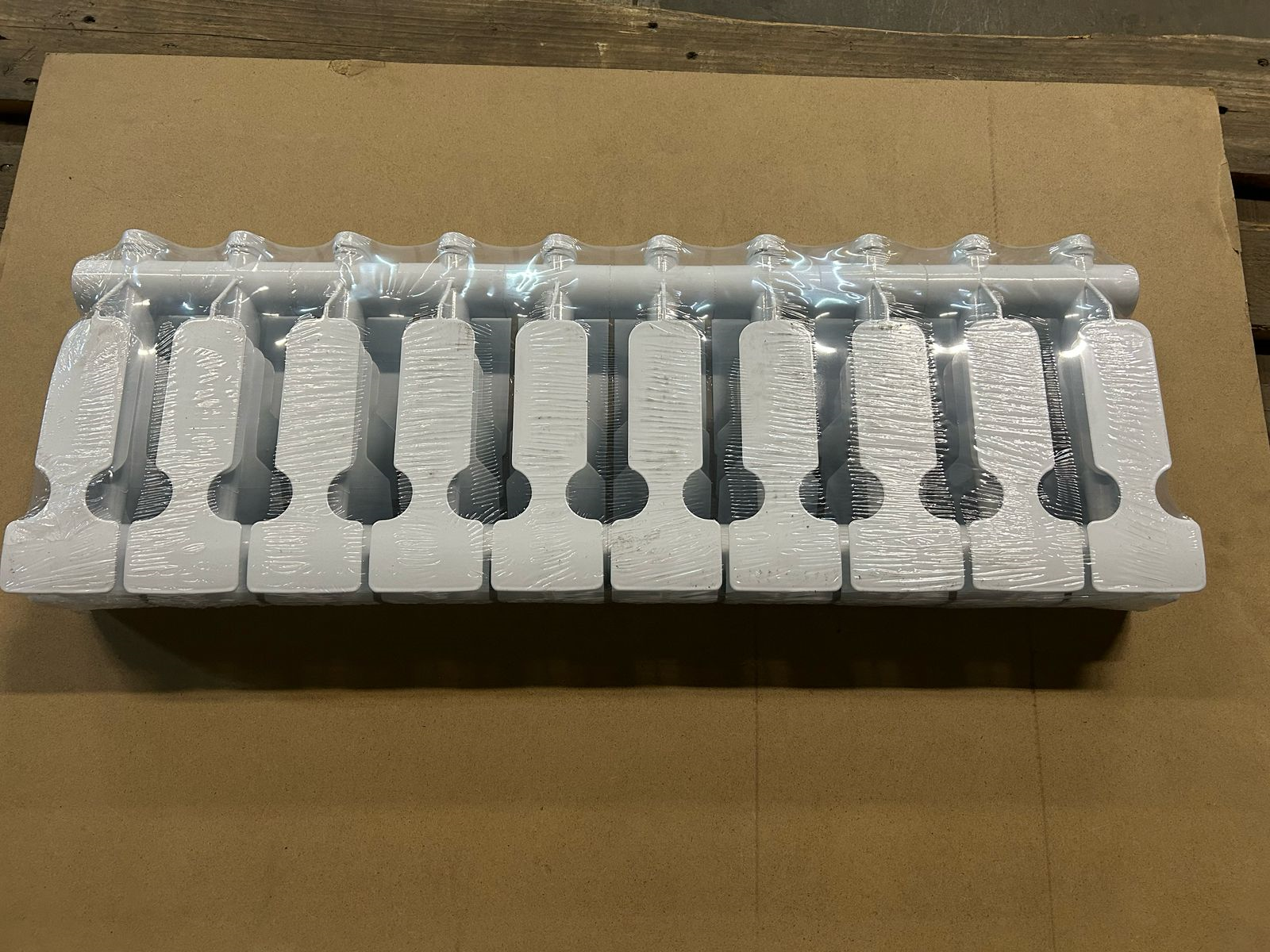 Радиатор алюм. KONNER LUX 200 10 сек.(повреждение упаковки)