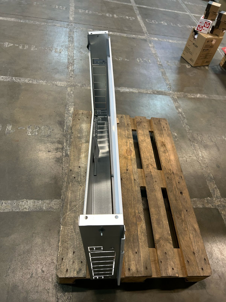 Шкаф коллекторный VALTEC ШРВ6 (670-760/1194/125-195) VTc.540.0.06 (повреждение корпуса)