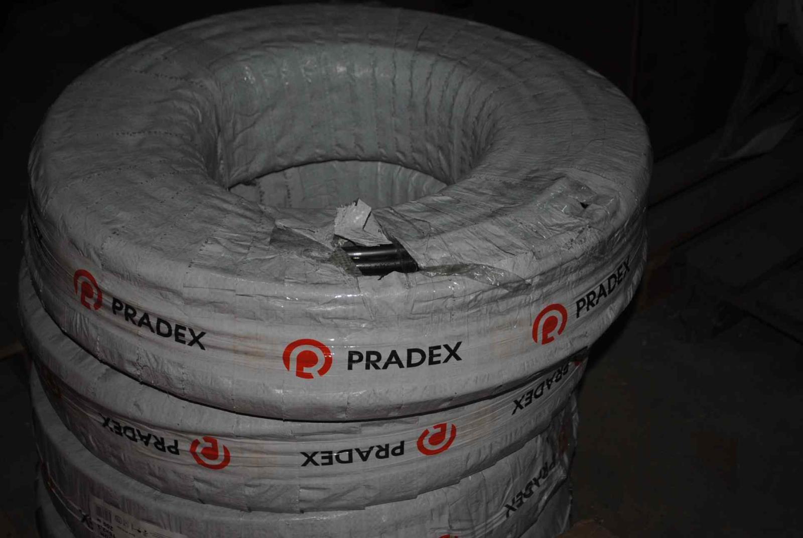 Труба PRADEX PE-Xa EVOH 16х2,2 бухта 200м. (СЕРАЯ) T116 (ст. арт. PR610216 EV) (Повреждение корпуса)